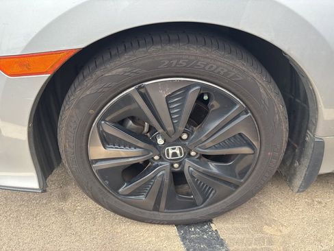 Used 2018 Honda Civic EX image 9