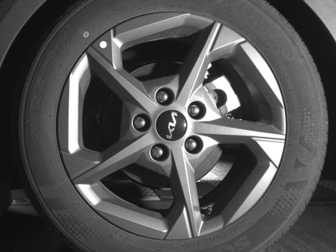 Used 2025 Kia K4 FWD image 14