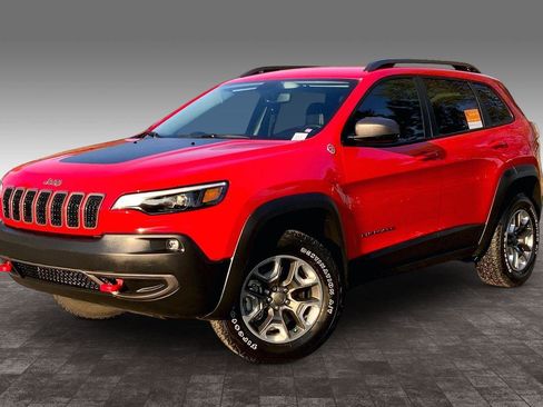Certified 2019 Jeep Cherokee Trailhawk w/ Comfort/Convenience Group image 1