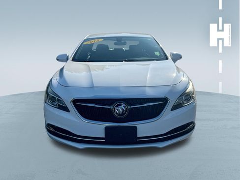 Used 2018 Buick LaCrosse Essence FWD image 2