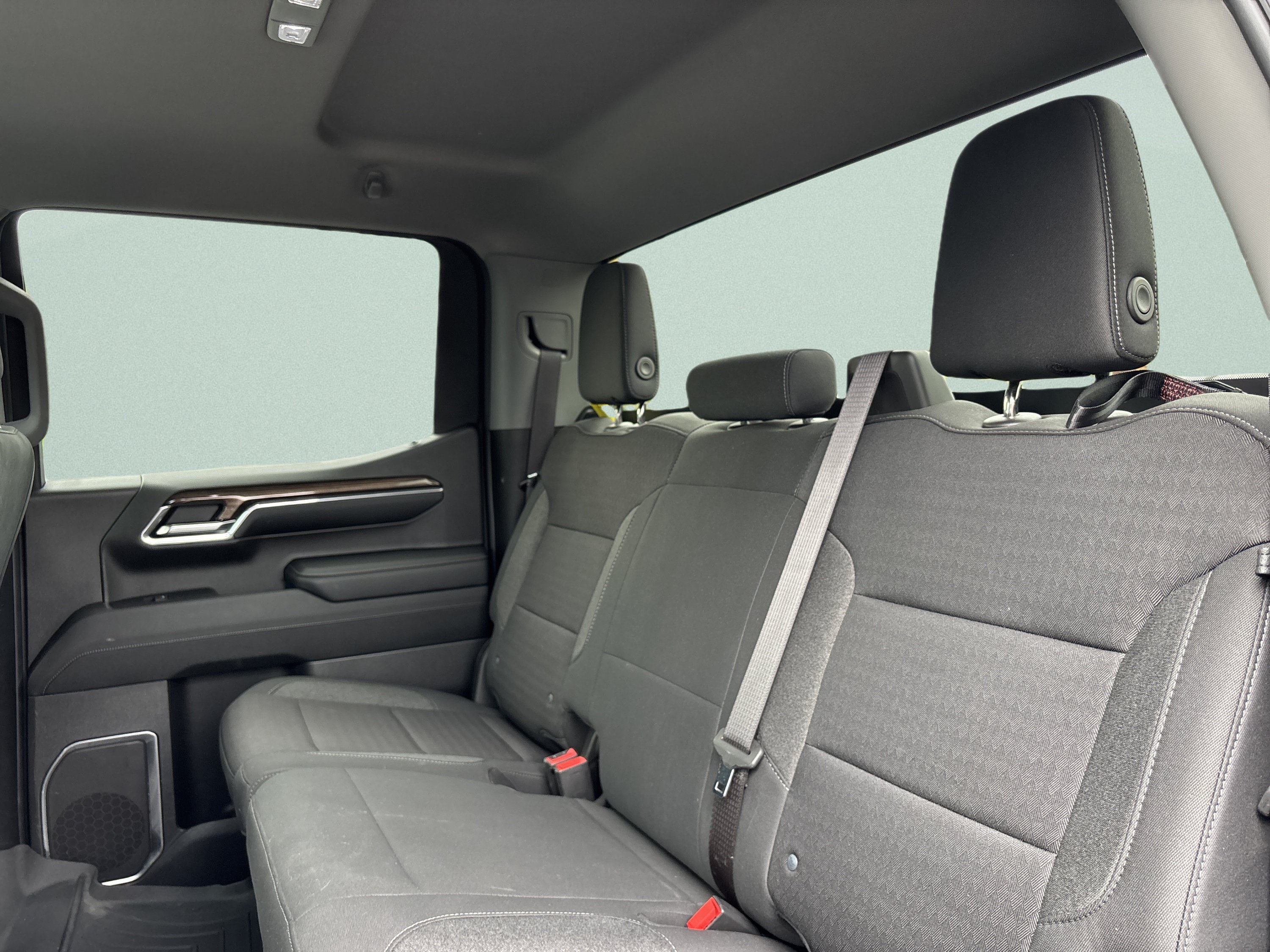 Used 2024 Chevrolet Silverado 1500 LT AWD/4WD image 17