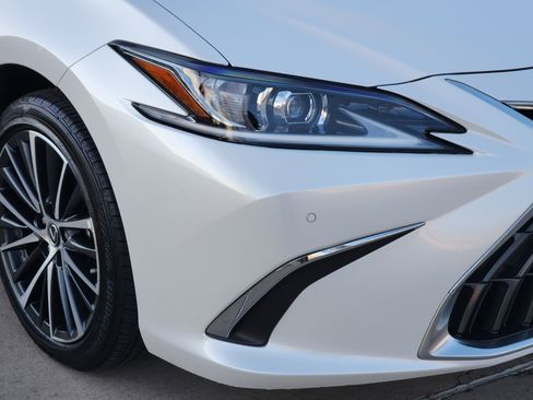 Certified 2025 Lexus ES 350 350 Premium Package image 5