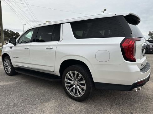 Used 2021 GMC Yukon XL Denali image 6
