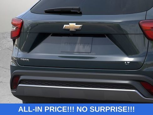 New 2026 Chevrolet Trax LT w/ LT Convenience Package FWD image 24