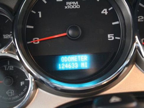 Used 2012 GMC Sierra 2500 SLE w/ SLE Preferred Package image 32