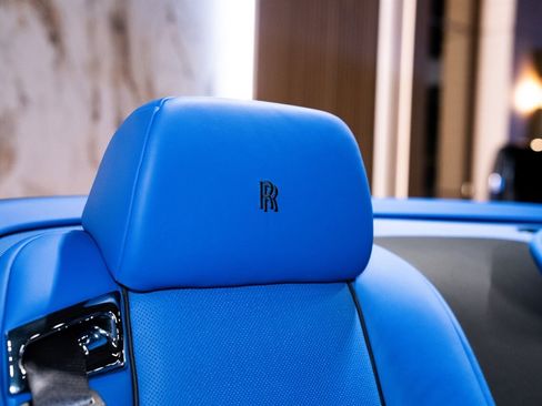 Used 2018 Rolls-Royce Dawn image 18