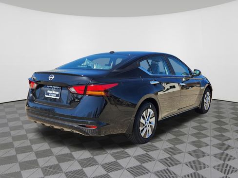 Certified 2025 Nissan Altima 2.5 S FWD image 4