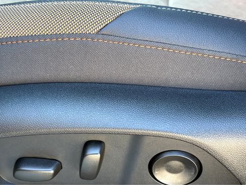 New 2026 Chevrolet Equinox ACTIV w/ Convenience Package III image 25