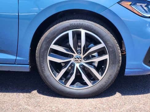 Used 2026 Volkswagen Jetta SE FWD image 30