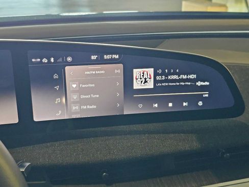 Used 2025 Lucid Air Touring AWD/4WD image 26