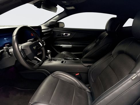 Used 2024 Ford Mustang Premium RWD image 9
