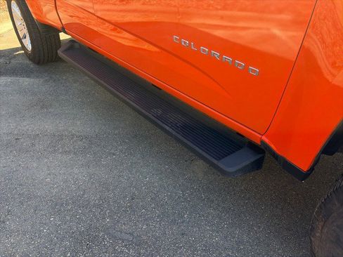 Used 2022 Chevrolet Colorado W/T w/ WT Convenience Package image 40