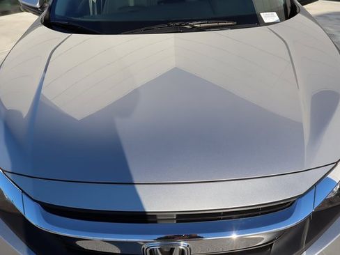 Used 2018 Honda Civic EX-T image 10