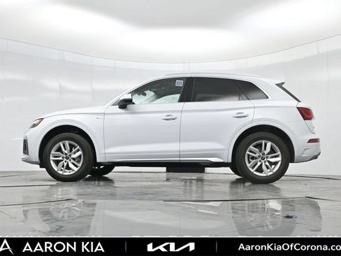 Used 2023 Audi Q5 2.0T Premium w/ Convenience Package AWD/4WD image 57