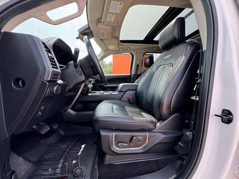 Used 2019 Ford Expedition Max Platinum AWD/4WD image 10
