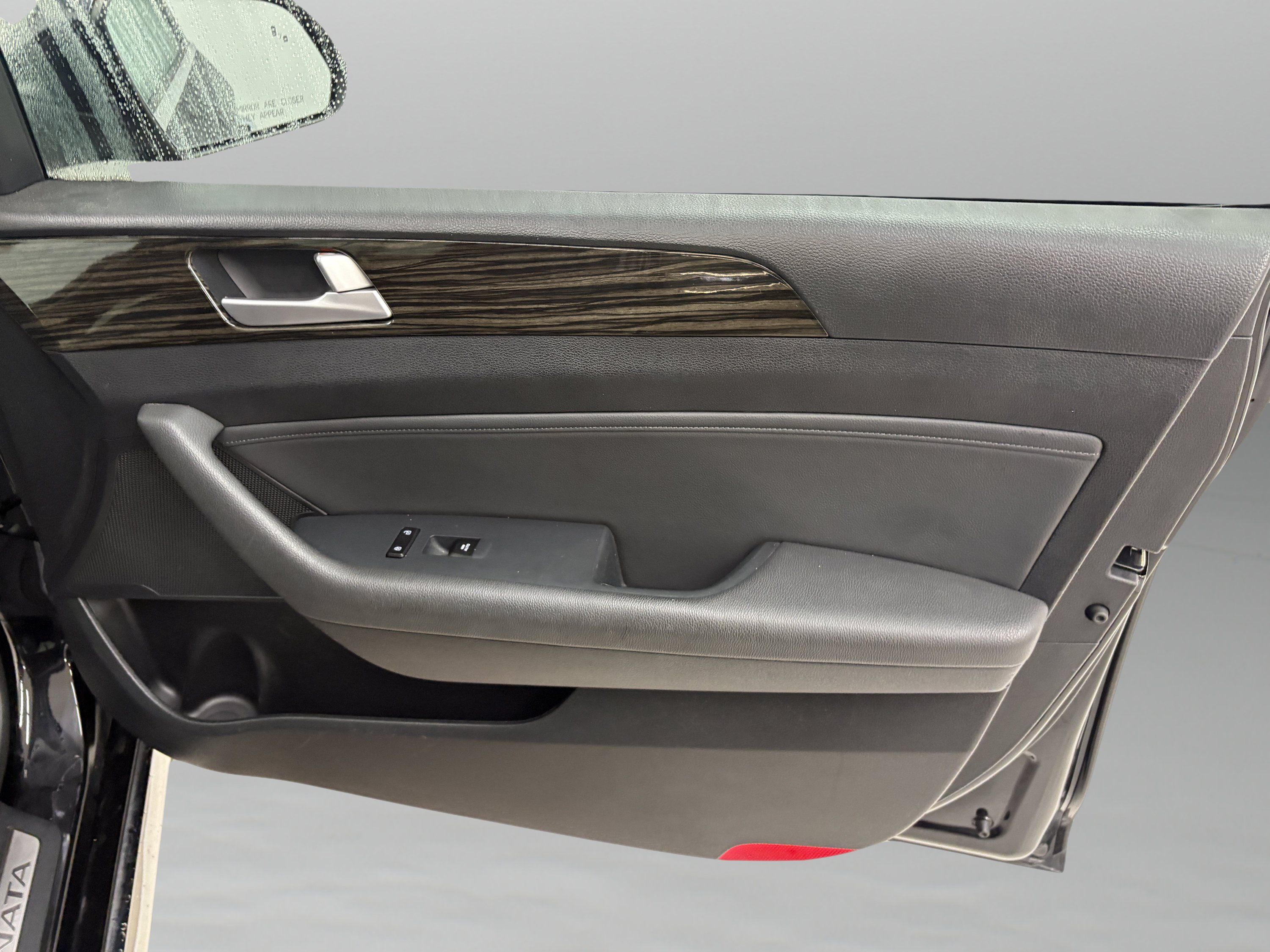Used 2016 Hyundai Sonata Limited FWD image 24