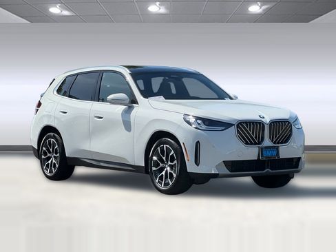 Used 2025 BMW X3 xDrive30 w/ Premium Package AWD/4WD image 6