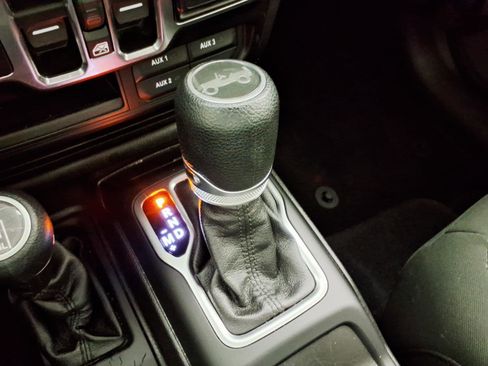 Used 2020 Jeep Wrangler Unlimited Sport S AWD/4WD image 21