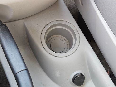 Used 2007 Chevrolet Equinox LS AWD/4WD image 25