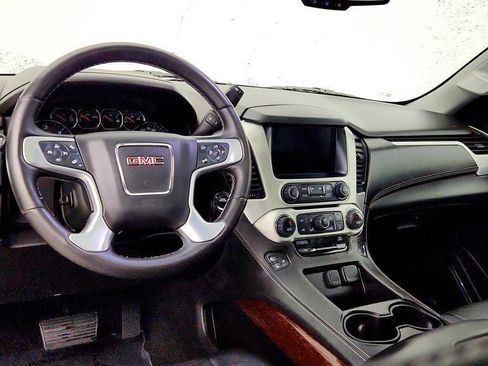 Used 2018 GMC Yukon SLT w/ Open Road Package AWD/4WD image 12