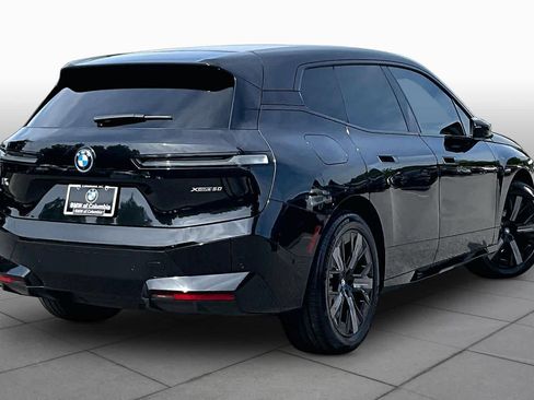 Used 2024 BMW iX xDrive50 w/ Sport Package AWD/4WD image 12