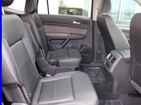 Used 2023 Volkswagen Atlas SEL R-Line image 24