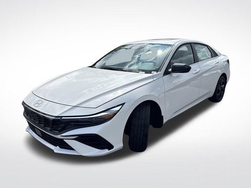 New 2026 Hyundai Elantra SEL Sport Premium FWD image 3