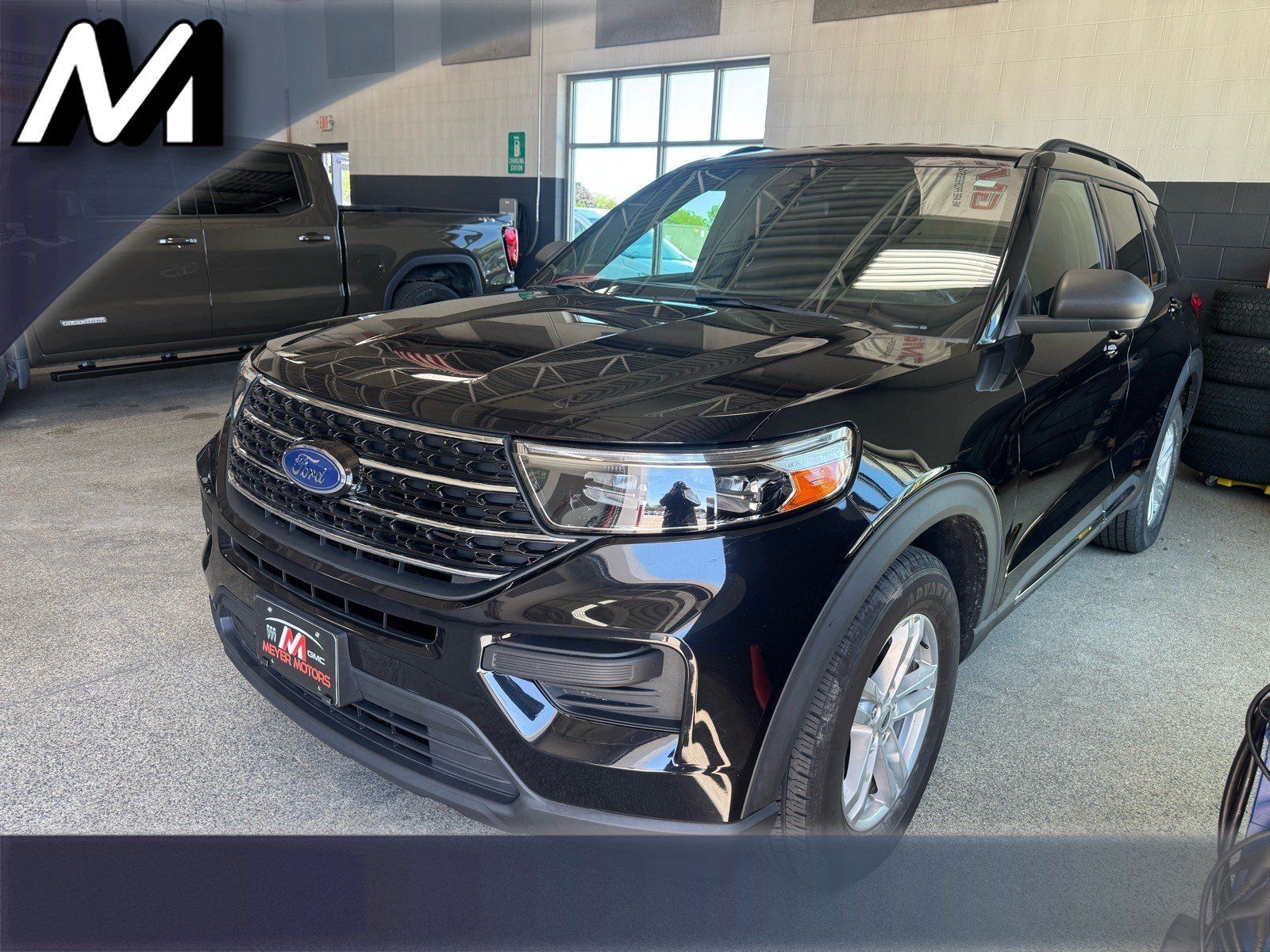 Used 2020 Ford Explorer XLT w/ Comfort Package AWD/4WD image 1