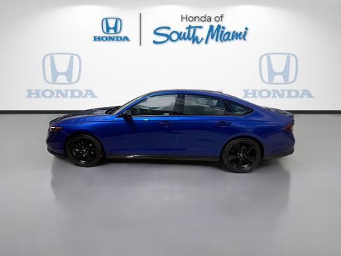 Used 2024 Honda Accord Sport image 4