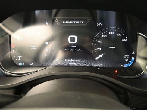 Used 2024 RAM 1500 Limited w/ Body Color Bumper Group image 36