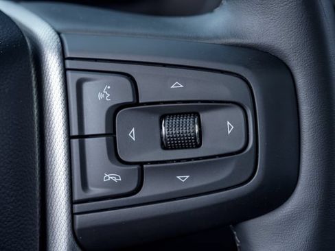 Used 2024 GMC Yukon XL Denali AWD/4WD image 13