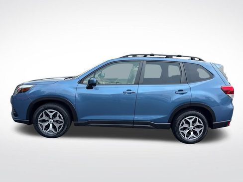 Used 2022 Subaru Forester Premium w/ Popular Package #3 AWD/4WD image 2