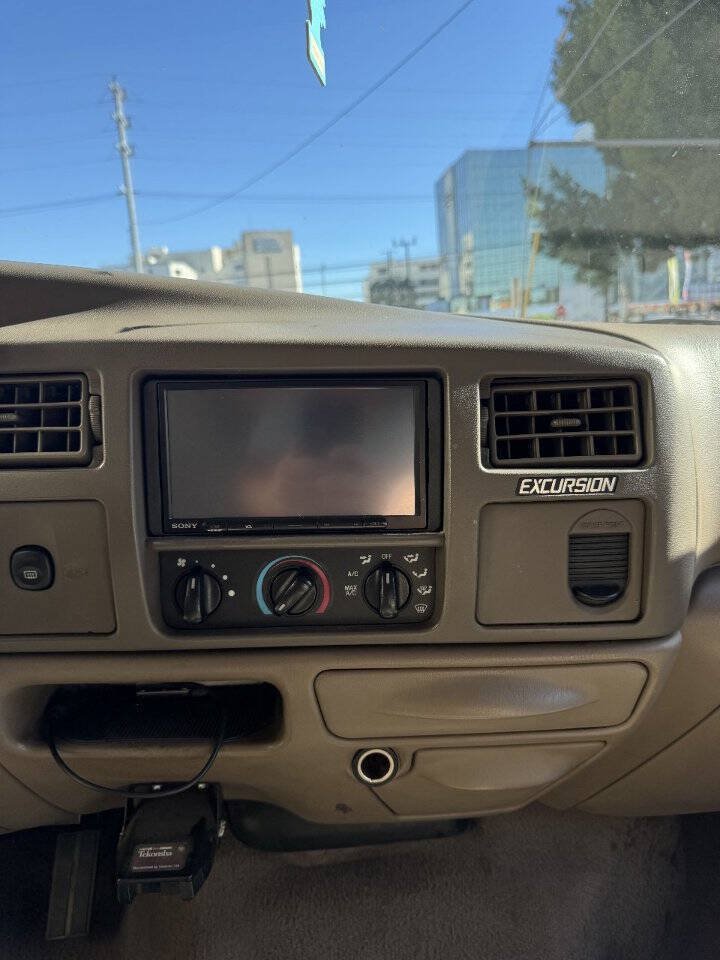 Used 2000 Ford Excursion XLT RWD image 26