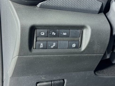 Used 2023 Nissan Kicks S FWD image 10