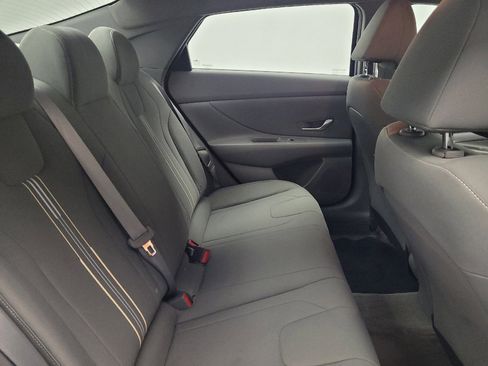 Used 2023 Hyundai Elantra SEL w/ Convenience Package FWD image 19
