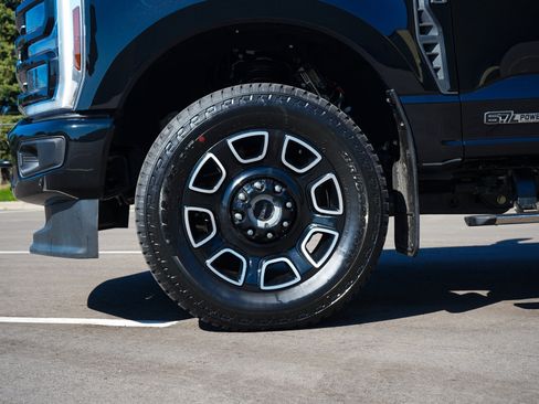 Used 2026 Ford F350 Platinum AWD/4WD image 30