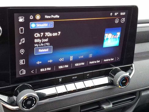 Used 2024 Chevrolet Colorado Trail Boss image 19