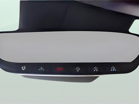 Used 2021 Hyundai Kona Limited w/ Cargo Package image 10