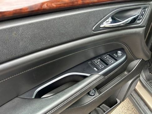 Used 2015 Cadillac SRX Luxury AWD/4WD image 27