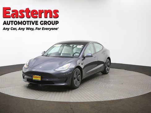 Used 2023 Tesla Model 3 Standard Range image 52