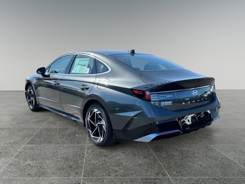 New 2026 Hyundai Sonata SEL image 3