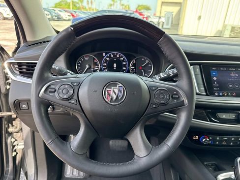 Used 2020 Buick Enclave Avenir w/ Avenir Technology Package image 27