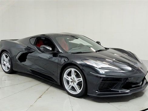 Used 2024 Chevrolet Corvette Stingray Preferred Cpe w/ 2LT image 7