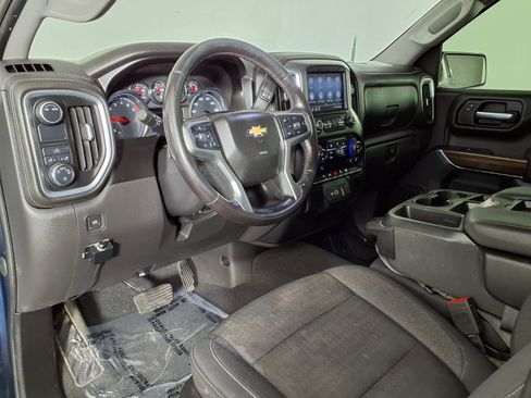 Used 2021 Chevrolet Silverado 1500 LT RWD image 17