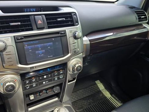 Used 2018 Toyota 4Runner SR5 image 22