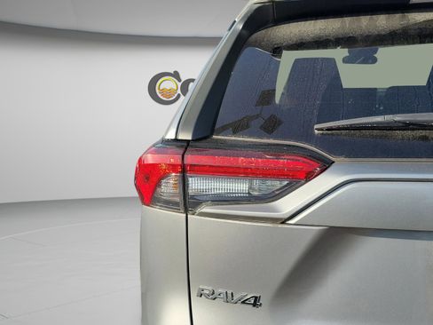 Used 2023 Toyota RAV4 XLE w/ Convenience Package FWD image 21