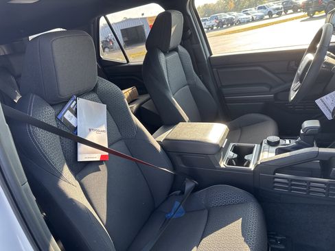 New 2025 Toyota 4Runner SR5 image 34