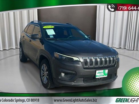 Used 2021 Jeep Cherokee Latitude Lux w/ Comfort/Convenience Group image 7