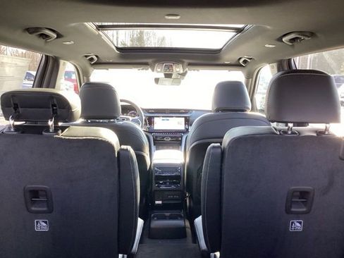 New 2026 Jeep Grand Cherokee L Limited image 17