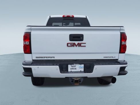 Used 2019 GMC Sierra 3500 Denali w/ Duramax Plus Package image 7